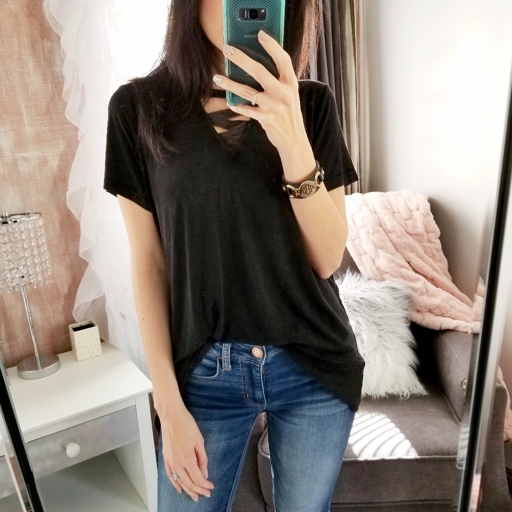 Last1️⃣Soft Black Mineral Wash Top Criss Cross - Picture 6 of 7